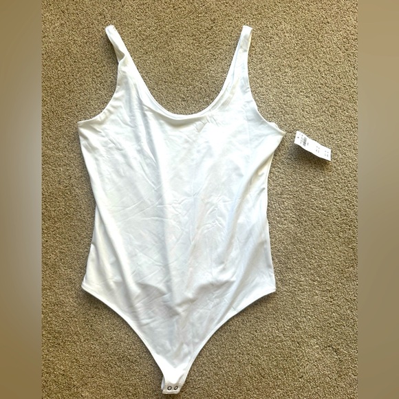 Abercrombie & Fitch white bodysuit - soft collection - Large - Picture 2 of 3